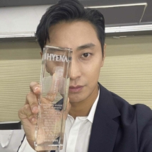 jujihoon-42