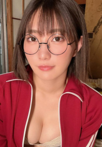 Akari-Mitani-Body-suit-red