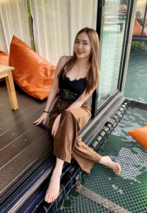 Thidarat-Kotbuppha-Gogo