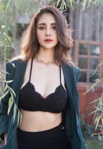 seeda-kuntida-sexy-green